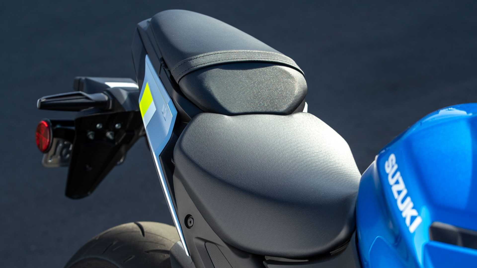 suzuki gsx-s1000 seat