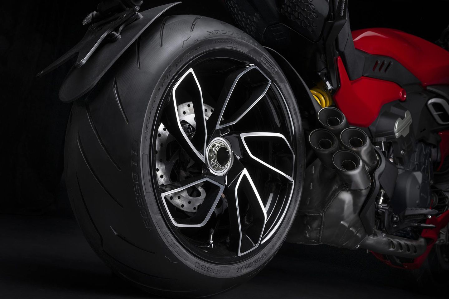 2023 Ducati Diavel rear tire